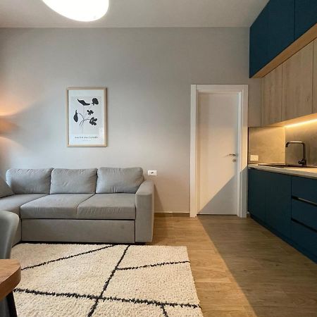 Square 21 Apartments Tirana Exterior photo