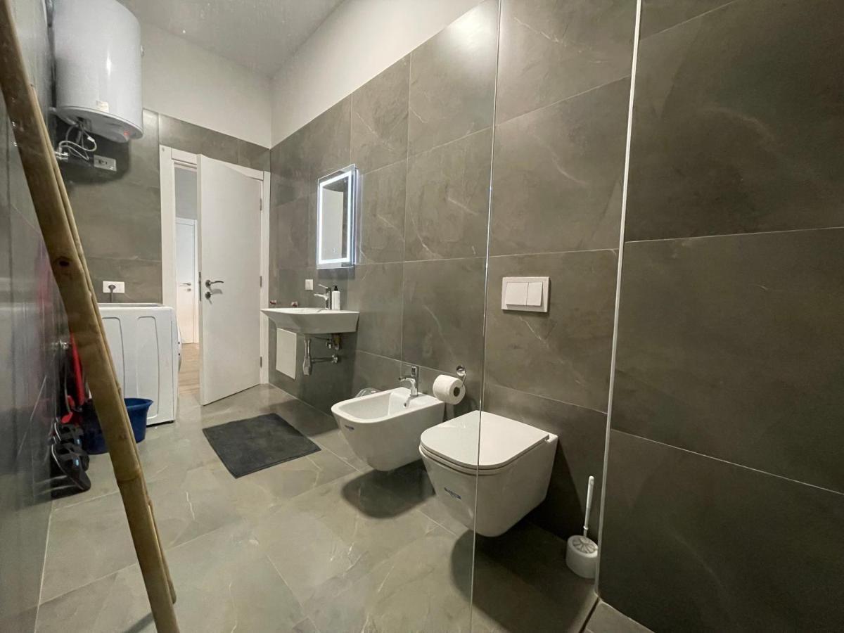 Square 21 Apartments Tirana Exterior photo