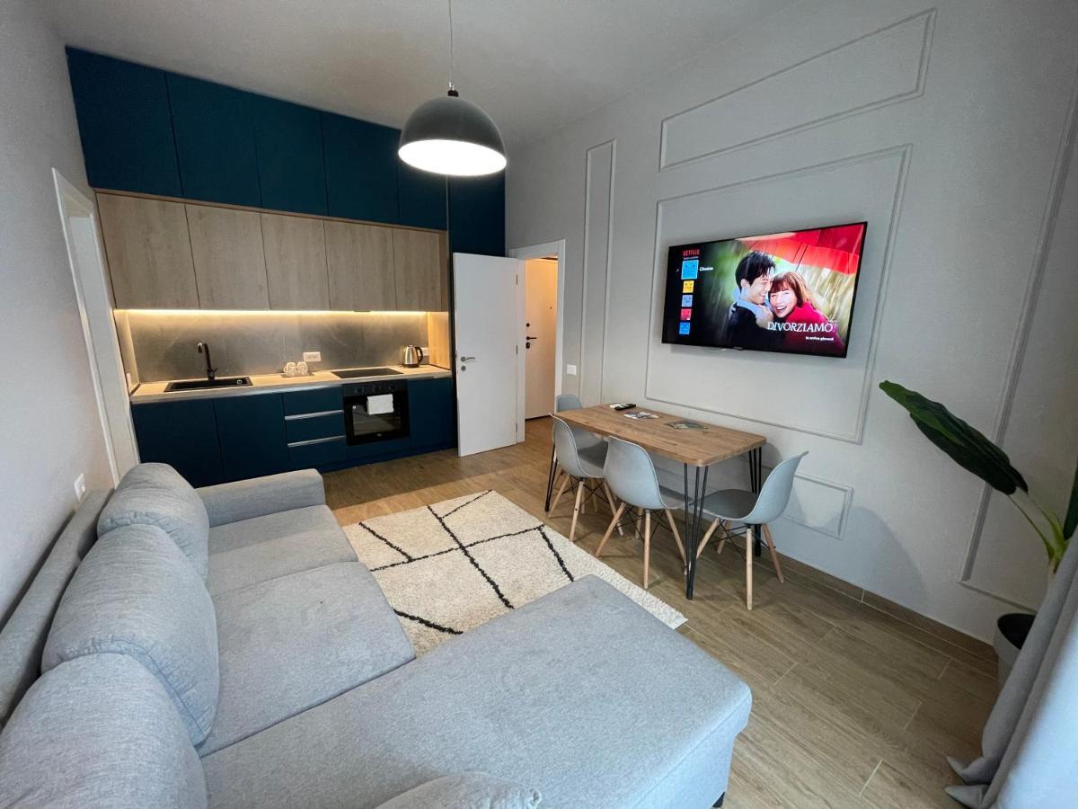 Square 21 Apartments Tirana Exterior photo