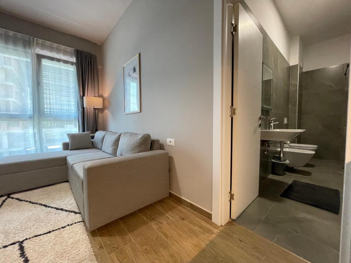 Square 21 Apartments Tirana Exterior photo